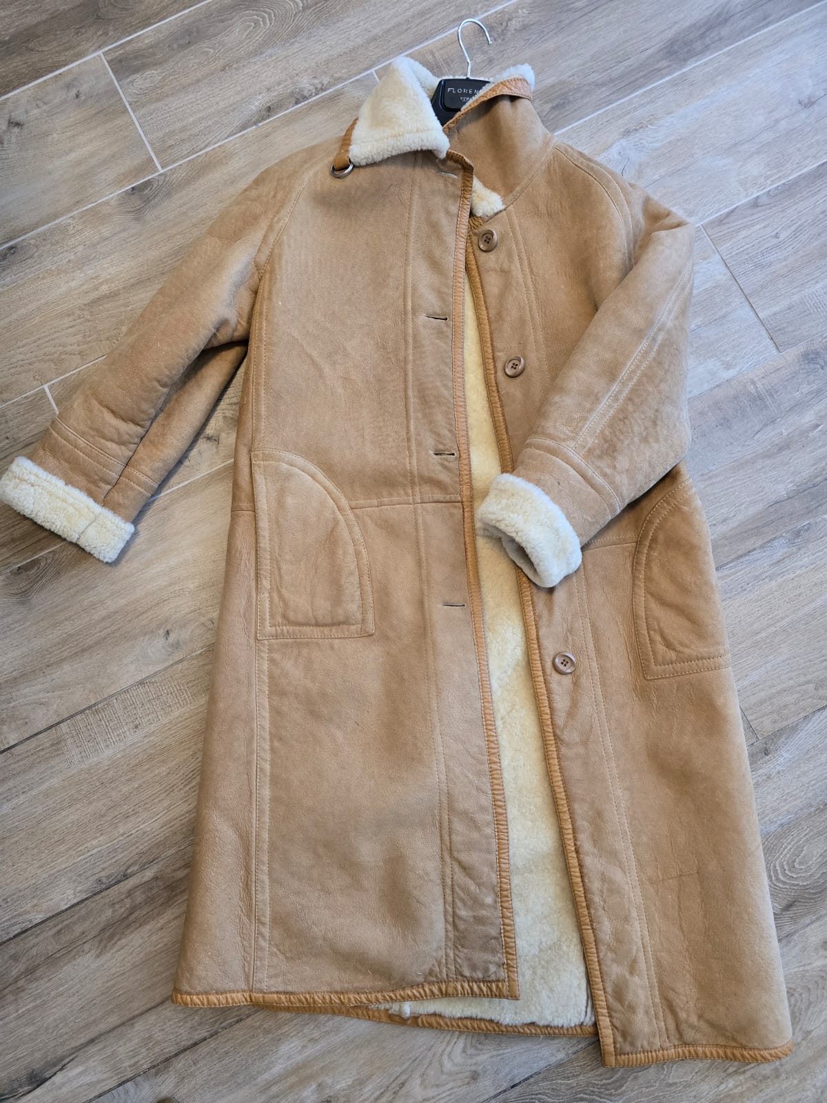 Abrigo Cuero Camel Shearling Largo
